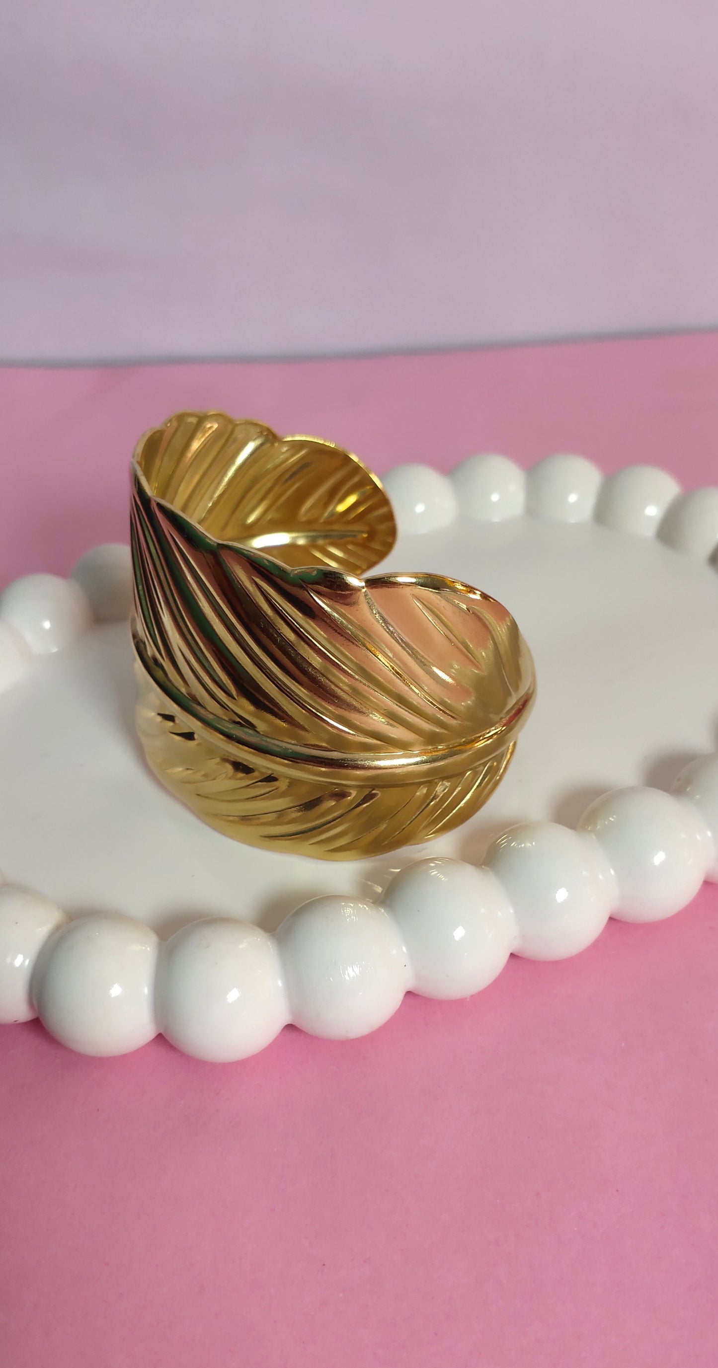 Leaf Cut Bracelet