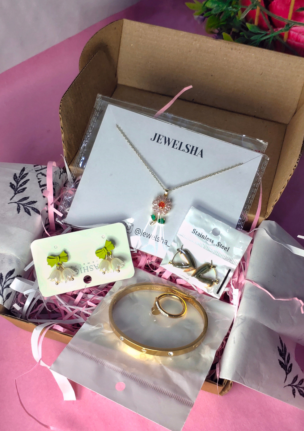 Special Gift hamper for her #2